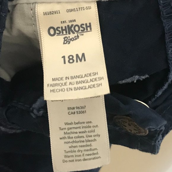 🎉2/$30 SALE🎉Carter's Blue Whale Overalls - 18 M - Picture 2 of 3